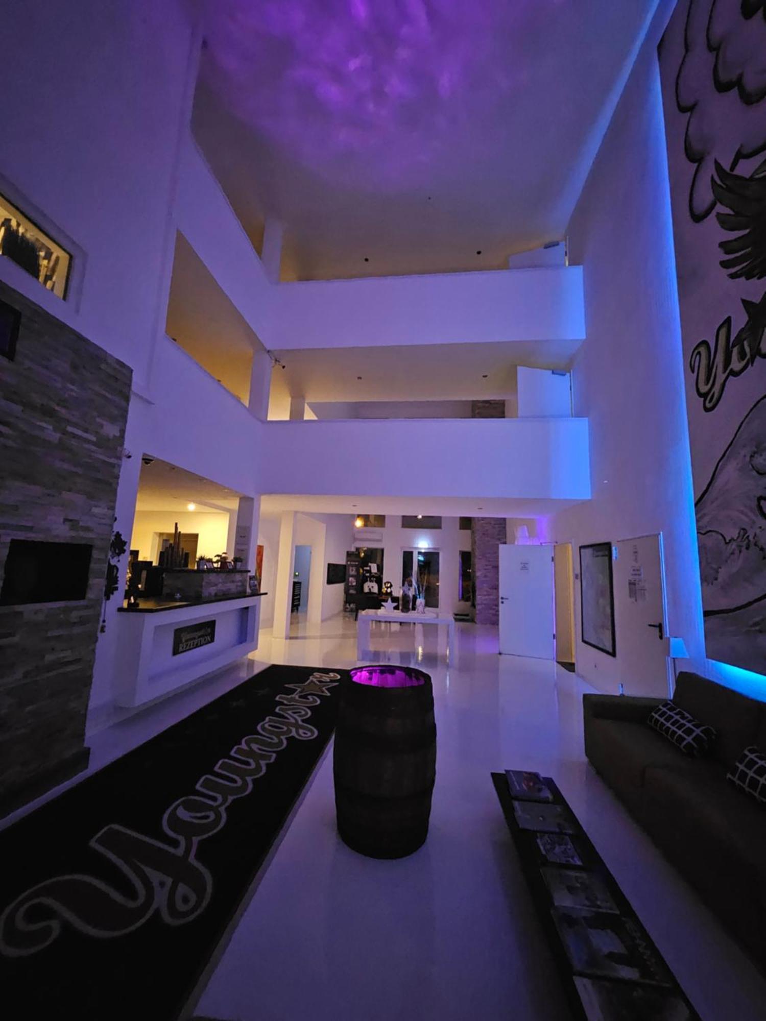 Designhotel Youngstar MHG Exterior foto